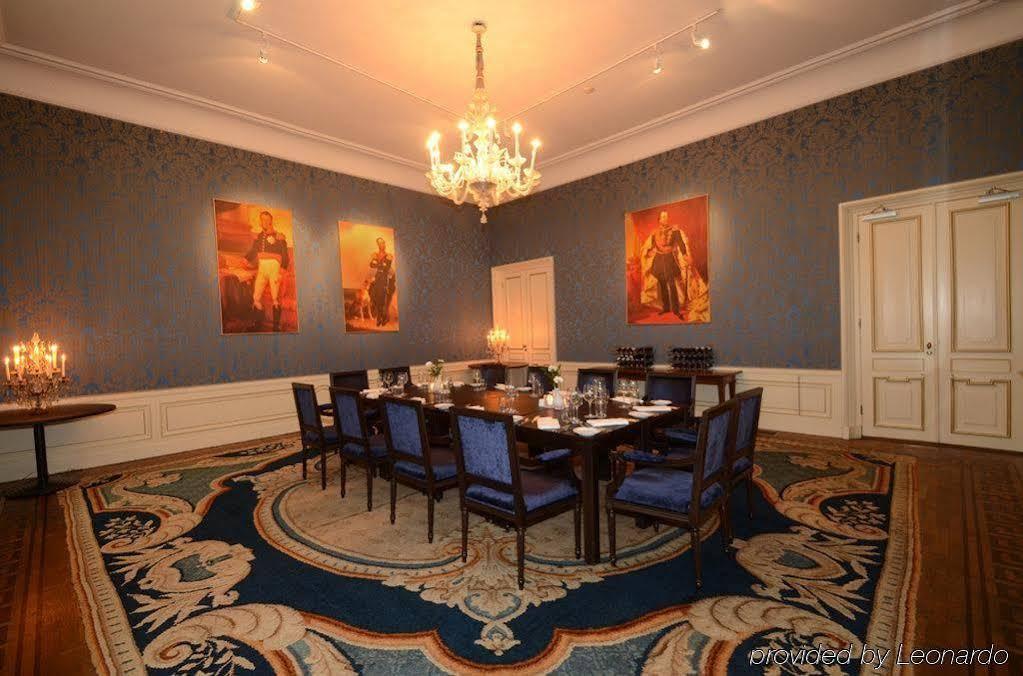 Fletcher Hotel Paleis Stadhouderlijk Hof Леэварден Экстерьер фото