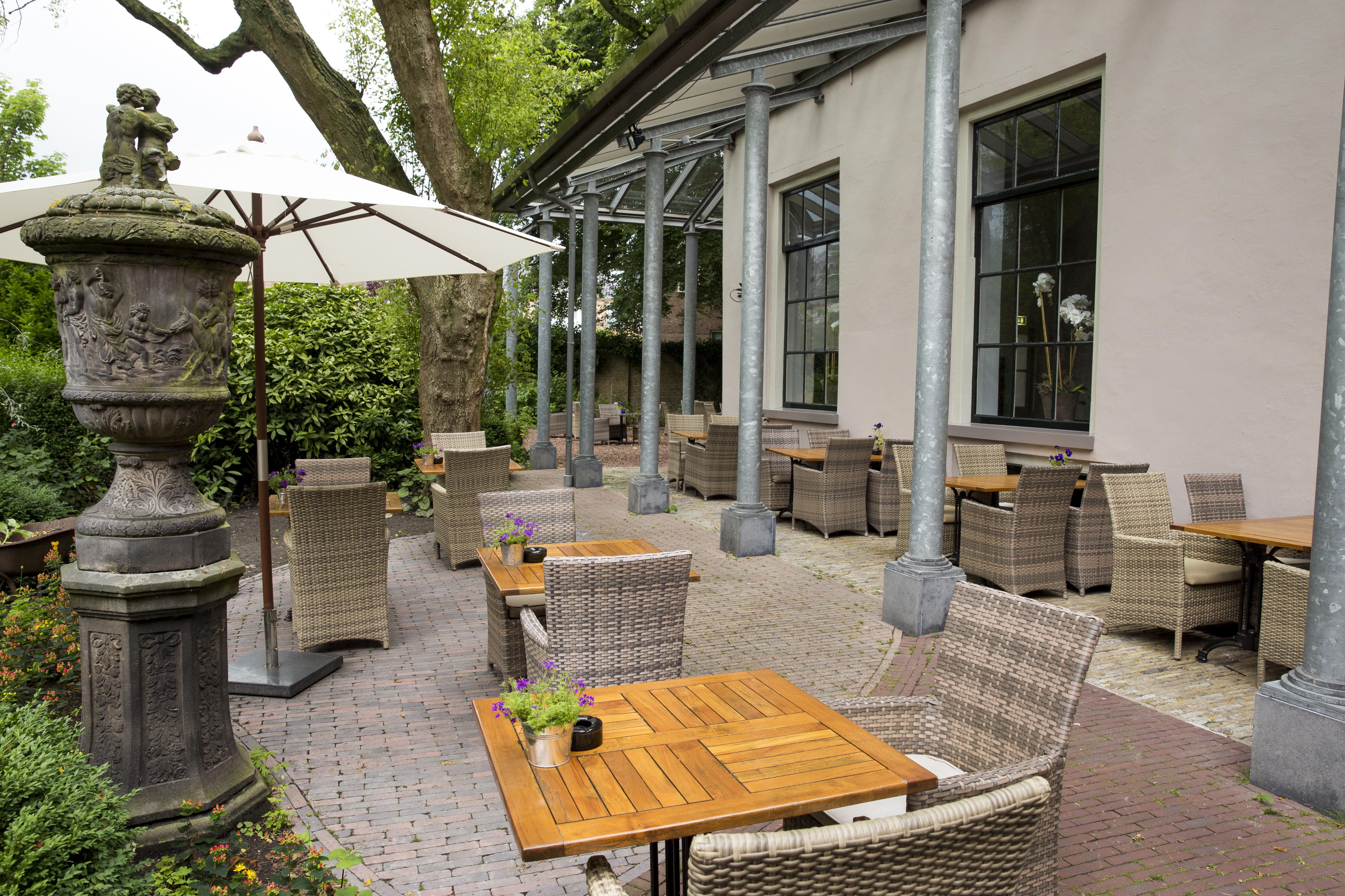 Fletcher Hotel Paleis Stadhouderlijk Hof Леэварден Экстерьер фото