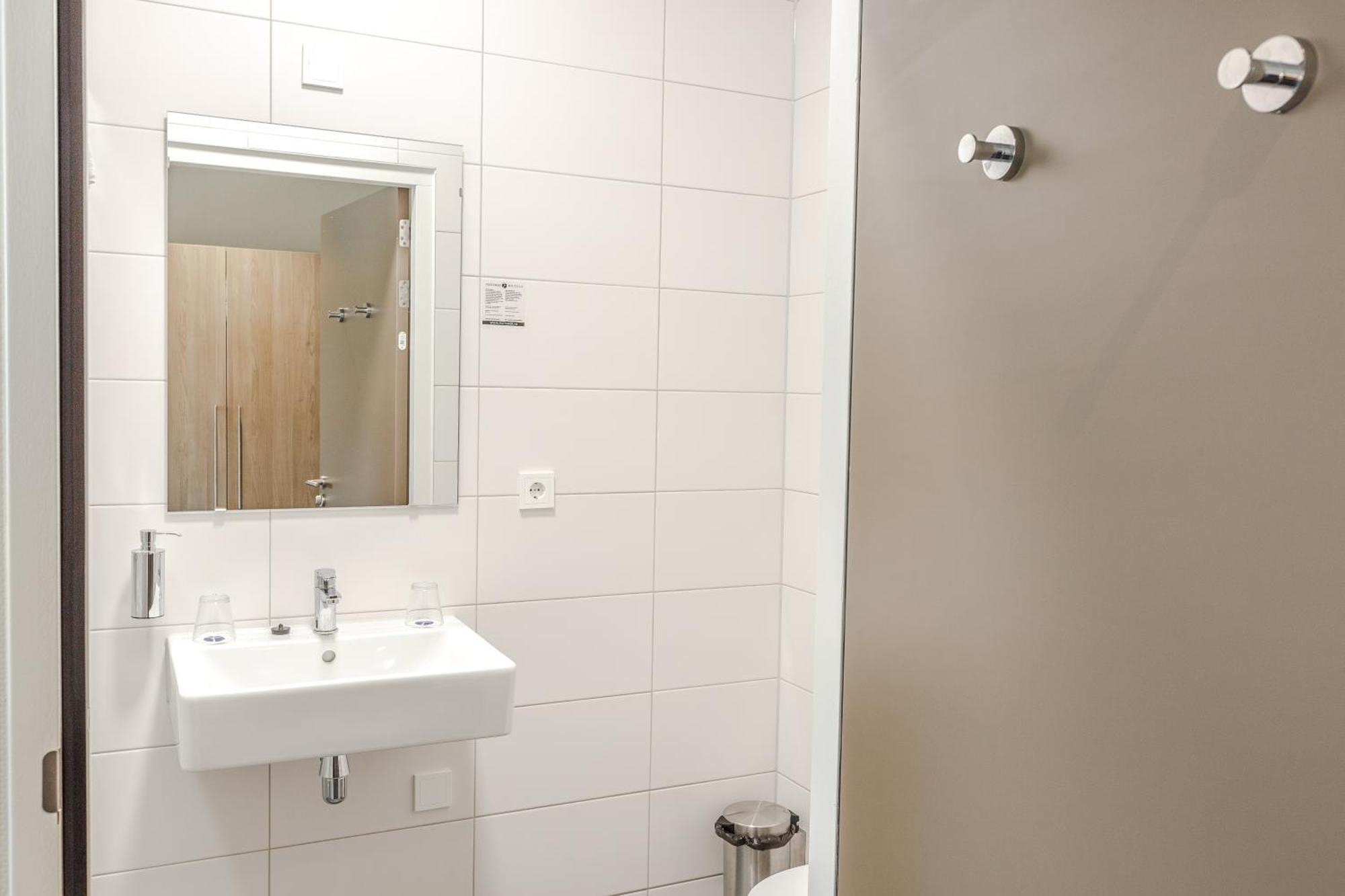 Fletcher Hotel Paleis Stadhouderlijk Hof Леэварден Экстерьер фото